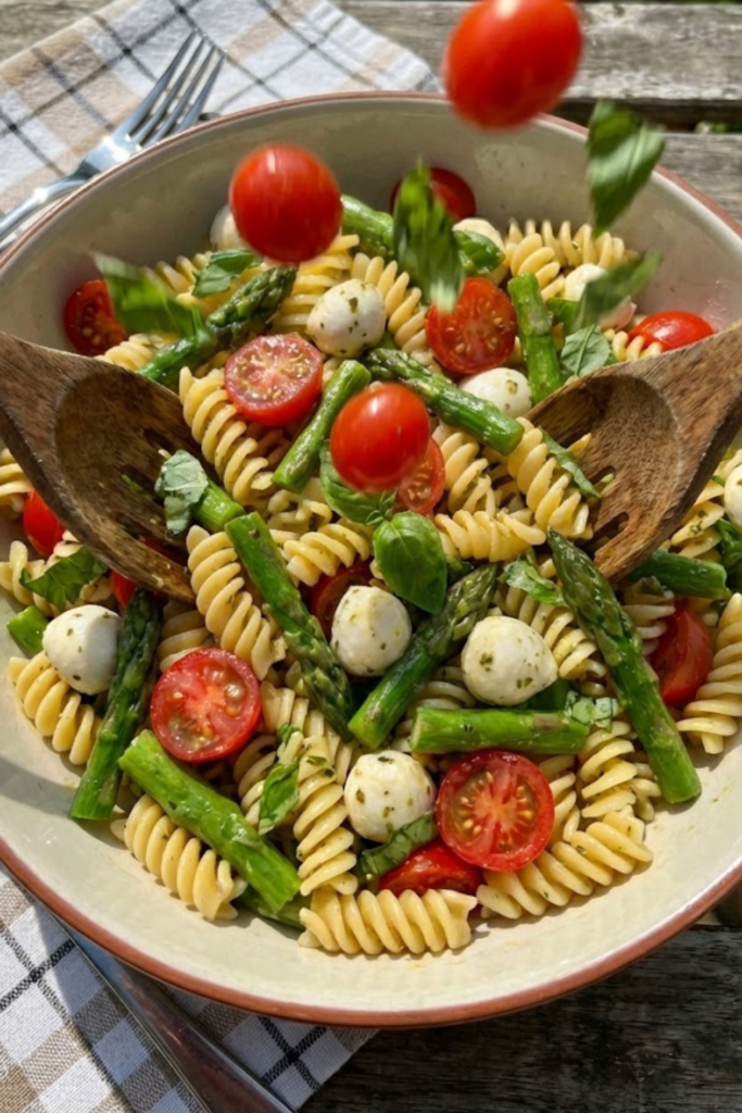 Fresh Cold Pasta Salad with Asparagus and Cherry Tomatoes: A 2026 Summer Favorite 6 Article Image 2026 02 08T154022.599